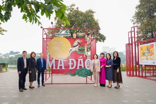 Vietcombank phối hợp với UBND phường Hoàn Kiếm tổ chức Triển lãm tranh “Mã Đáo” mừng Xuân Bính Ngọ 2026