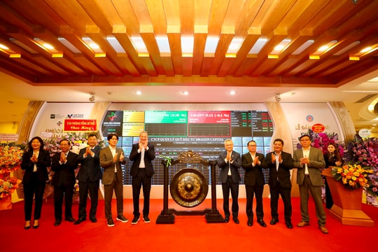Dragon Capital Vietnam Fund Management chính thức giao dịch cổ phiếu trên UPCoM