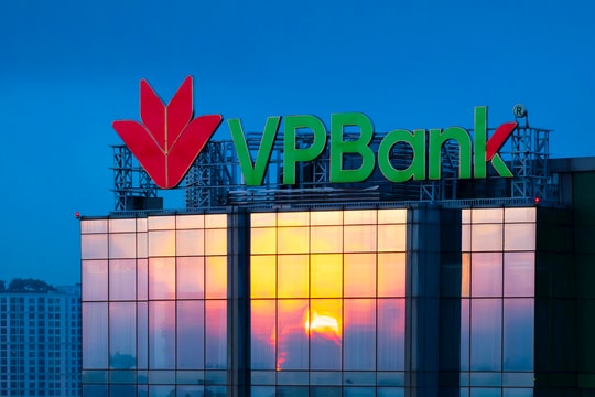 UBS AG London sở hữu hơn 1% vốn VPBank