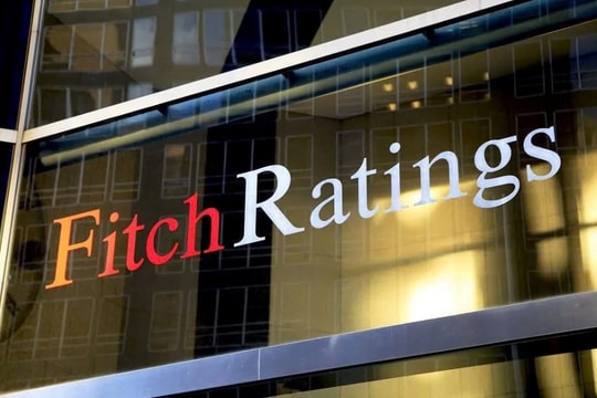 Fitch Ratings nâng hạng tín nhiệm công cụ nợ dài hạn cao cấp có bảo đảm của Việt Nam