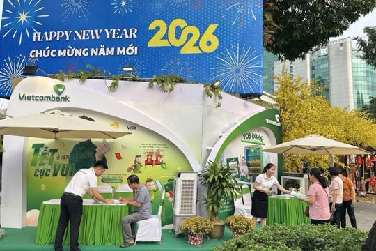 Chợ Tết và những sáng tạo trong sản phẩm, dịch vụ ngân hàng