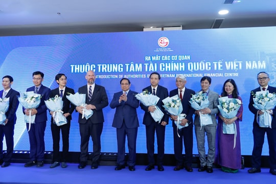 Thủ tướng: Biến Trung tâm Tài chính Quốc tế Việt Nam thành một động lực, điểm tựa phát triển