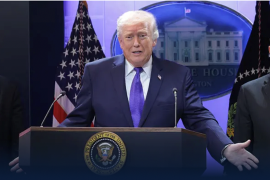 Tổng thống Donald Trump tuyên bố áp thuế toàn cầu mới 10%