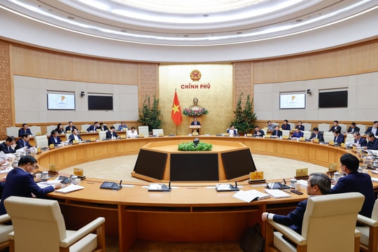 Thủ tướng Phạm Minh Chính chủ trì phiên họp Chính phủ chuyên đề pháp luật tháng 2/2026