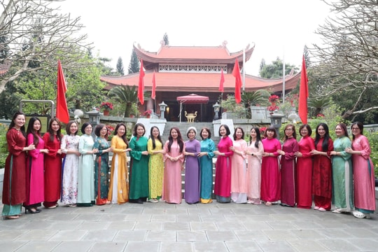 Công đoàn cơ sở Hiệp hội Ngân hàng Việt Nam hưởng ứng “Tuần lễ Áo dài” năm 2026