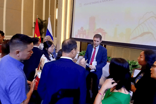 Nhiều dư địa hợp tác với doanh nghiệp vùng Sverdlovsk (Nga)
