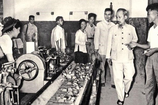 Kỷ niệm 140 năm Ngày Quốc tế Lao động (1/5/1886-1/5/2026) - Kỳ II: Đóng góp của giai cấp công nhân Việt Nam qua các thời kỳ cách mạng*