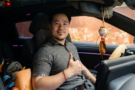 Sau gần 20 năm đi xe xăng, chủ xe chọn VinFast VF 7 vì “giá trị nhận được vượt xa mong đợi”