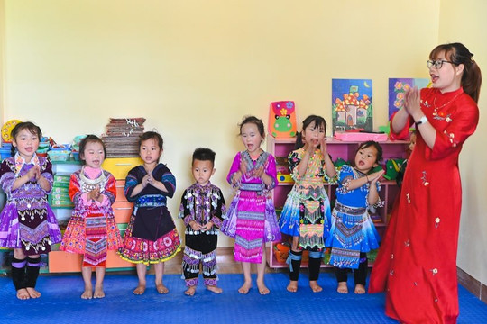 Trẻ em từ 5 đến 6 tuổi thuộc đối tượng phổ cập giáo dục mầm non, được miễn, giảm, hỗ trợ học phí