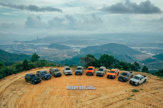 Ford Việt Nam và hệ thống đại lý triển khai chương trình “Mùa hè sôi động cùng Ford”