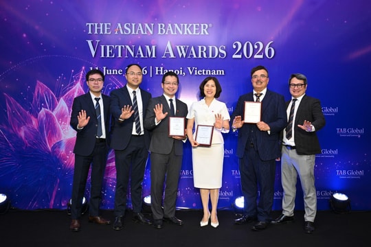 VPBank ghi dấu tại The Asian Banker với 3 giải thưởng về số hóa, AI và phát triển bền vững