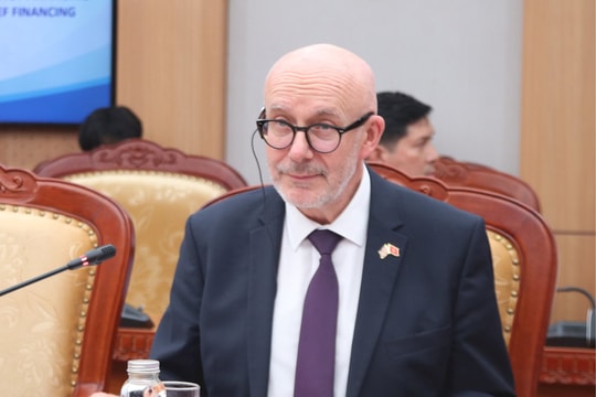 Đặc phái viên Thương mại Chính phủ Anh Matt Western kết thúc tốt đẹp chuyến thăm Việt Nam