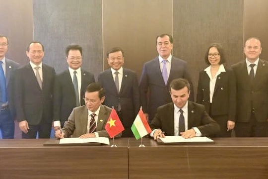 Đường sắt Việt Nam và Tajikistan bắt tay hợp tác, kiến tạo con đường tơ lụa bằng đường ray từ Đông Nam Á tới Trung Á