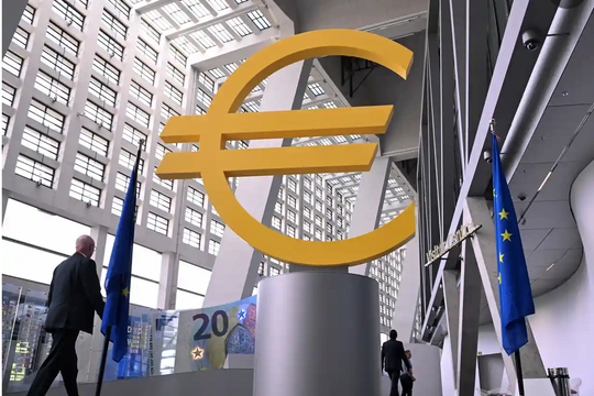 ECB tăng lãi suất, dự kiến ​​sẽ có thêm hai lần tăng nữa từ nay đến đầu năm sau