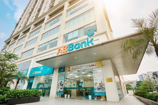 ABBank hoàn tất thủ tục đưa cổ phiếu mới chào bán, phát hành lên giao dịch; tiếp tục triển khai kế hoạch tăng vốn