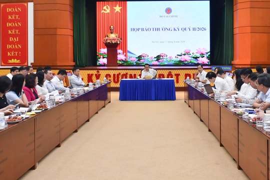 Bộ Tài chính: Kiên định kịch bản tăng trưởng hai con số, không điều hành theo phương án dưới 10%