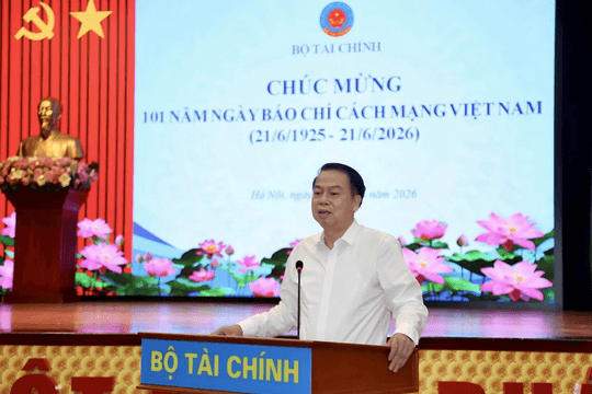 Bám sát tình hình, xây dựng các kịch bản linh hoạt và không có kịch bản nào là lùi bước