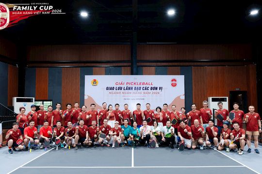 Sôi nổi và thắm tình đoàn kết: Điểm nhấn giao lưu lãnh đạo tại Pickleball Family Cup Ngân hàng Việt Nam 2026