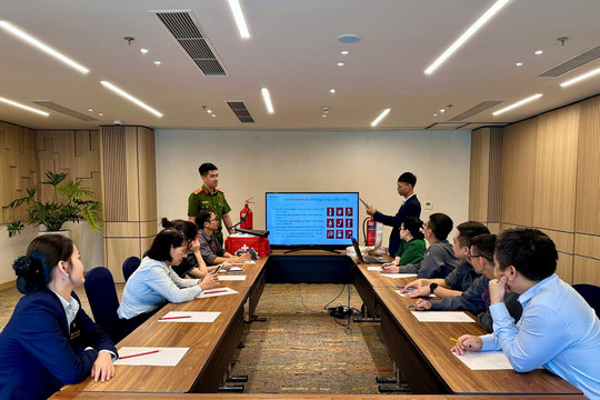 Tuyên truyền, thực tập phương án nhằm chủ động phòng ngừa, ứng phó cháy nổ tại Nhà nghỉ nghiệp vụ