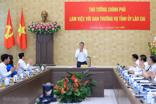 Thủ tướng Lê Minh Hưng làm việc với Ban Thường vụ Tỉnh ủy Lào Cai