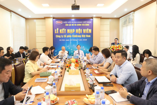 Tăng cường kết nối, thúc đẩy hoàn thiện hành lang pháp lý để phát triển thị trường tài chính tiêu dùng bền vững