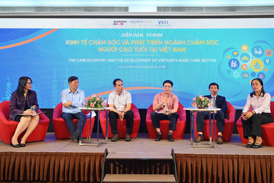 Khơi thông nguồn lực tư nhân, phát triển ngành chăm sóc người cao tuổi tại Việt Nam
