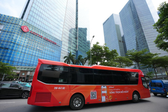 Một ngày "đi khắp Hà Nội" của GPBank và hàng nghìn điểm chạm với khách hàng
