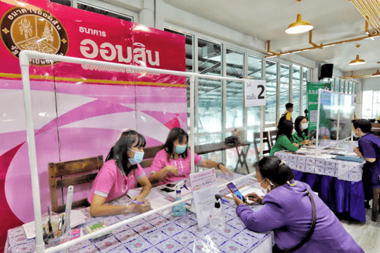 Thái Lan: Tín dụng ngân hàng tăng tốc, nợ xấu giảm nhẹ