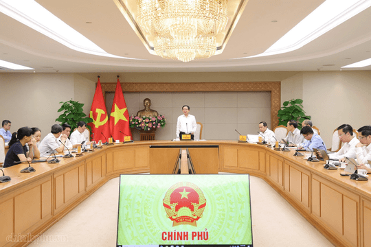 Phó Thủ tướng Hồ Quốc Dũng: Phấn đấu cuối năm 2026 có sản phẩm về công nghệ chiến lược
