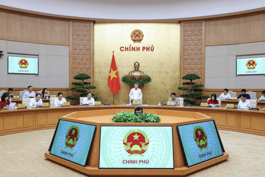 Thủ tướng Lê Minh Hưng: Khẩn trương hoàn thiện 11 dự án luật chuẩn bị trình Quốc hội