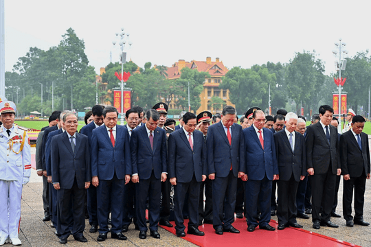 81 năm Quốc khánh: Lãnh đạo Đảng, Nhà nước vào Lăng viếng Chủ tịch Hồ Chí Minh
