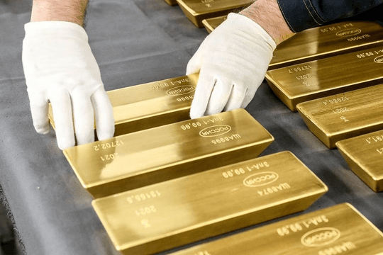 Giá vàng thế giới giảm mạnh, vàng trong nước đồng loạt lao dốc
