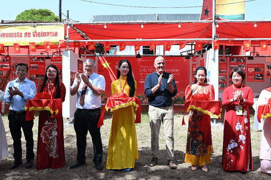 Tôn vinh Chủ tịch Hồ Chí Minh tại Bồ Đào Nha