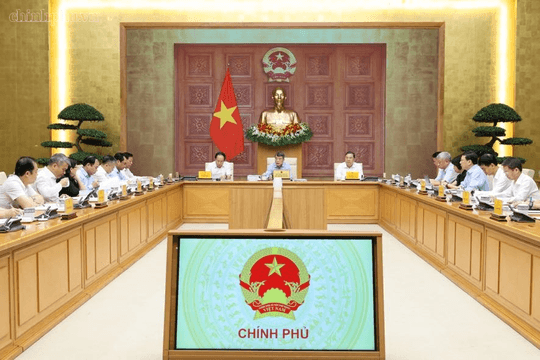 Hoàn thiện 3 dự án luật về đất đai, nhà ở, bất động sản để khơi thông nguồn lực, đáp ứng yêu cầu tăng trưởng "2 con số"