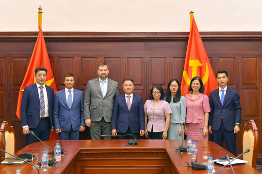 Phó Thống đốc Nguyễn Ngọc Cảnh tiếp đoàn công tác IBEC