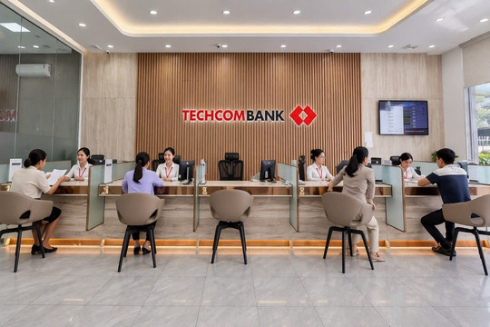 Techcombank tăng vốn "khủng": Mở rộng dư địa tăng trưởng