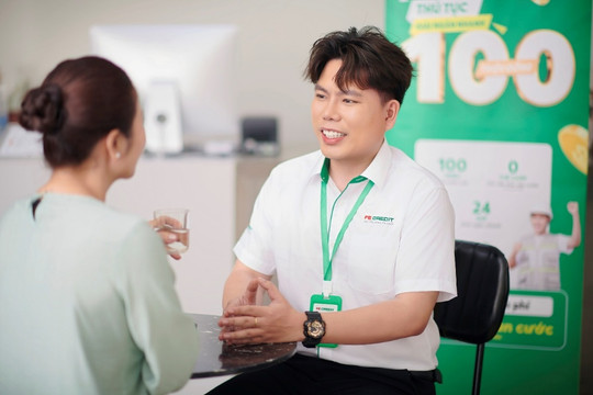 Giải bài toán vốn để tạo sinh kế bền vững, FE CREDIT sát cánh cùng nữ tài xế công nghệ