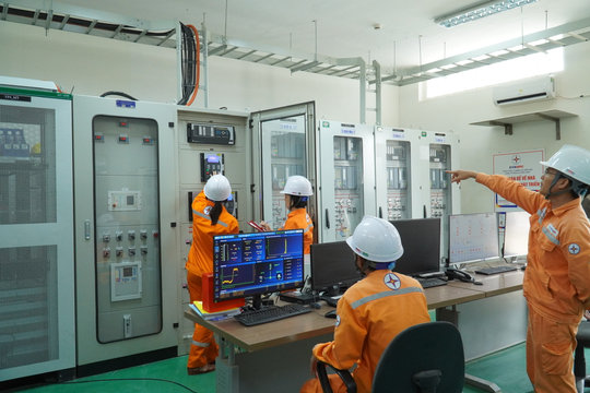 HSBC hỗ trợ thu xếp khoản vay xanh hợp vốn quốc tế đầu tiên cho Tổng công ty Điện lực miền Bắc