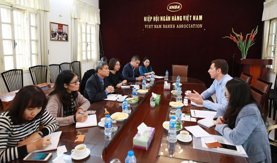 Hiệp hội Ngân hàng Việt Nam làm việc với đại sứ quán Israel