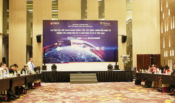 Vai trò của thẻ ngân hàng trong việc xây dựng chính phủ điện tử hướng tới chính phủ số và chính phủ điện tử ở Việt Nam