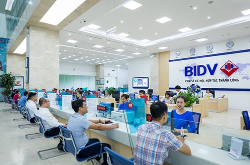 BIDV giảm trần lãi suất cho vay xuống 5,5%/năm đối với 3 nhóm khách hàng ưu tiên