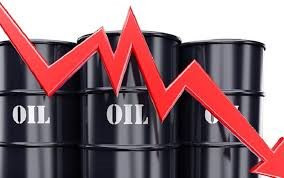 Giá dầu thấp lịch sử, về dưới 15 USD một thùng