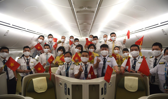Chuyến bay đưa hơn 340 công dân Việt Nam hồi hương từ Hoa Kỳ