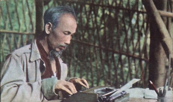 Chủ tịch Hồ Chí Minh với báo chí cách mạng