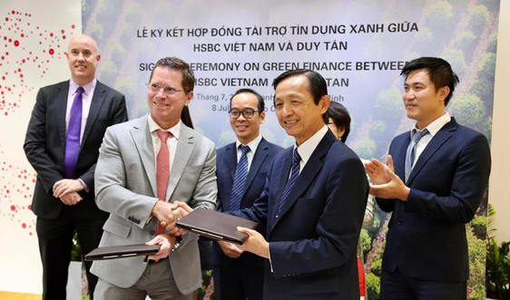 HSBC Việt Nam tài trợ Duy Tân xây dựng nhà máy nhựa tái chế