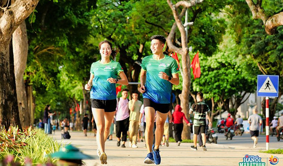 "Đón bình minh - Chào bình thường mới" cùng VPBank Hanoi Marathon ASEAN 2020