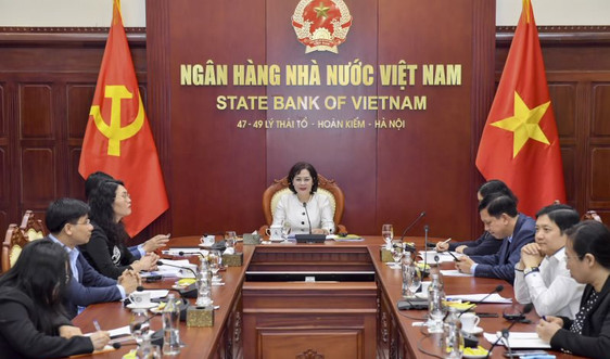 Thống đốc NHNN Nguyễn Thị Hồng làm việc trực tuyến với Tổng Giám đốc BIS