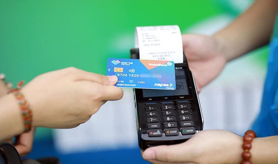 Chính thức ‘'khai tử” thẻ từ ATM, thay thế bằng thẻ chip