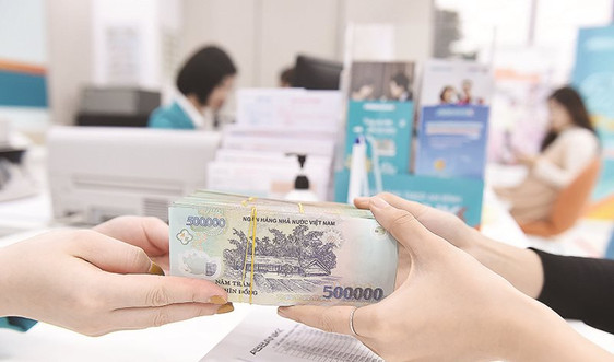 Các yếu tố vĩ mô ảnh hưởng đến tăng trưởng tiền gửi ở các ngân hàng thương mại tại Việt Nam