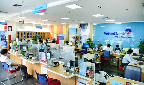 Các ngân hàng trên địa bàn Hà Nội tích cực triển khai các biện pháp hỗ trợ khách hàng gặp khó khăn
